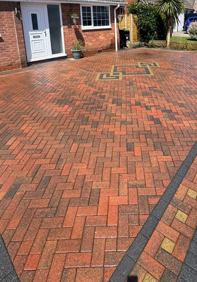 Driveway Cleaning by E&S Cleaning and Maintenance Portsmouth